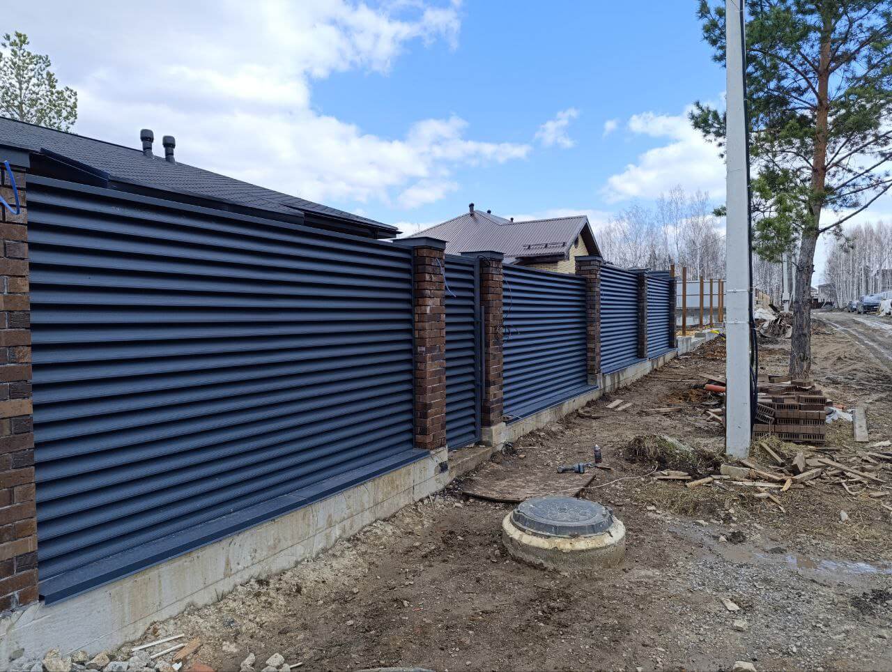 Забор из ламелей Еврожалюзи 34м RAL7024 Серый Графит МАТТЕ фото 1 в Коломне